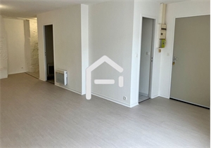 appartement à la location -   24000  PERIGUEUX, surface 38 m2 location appartement - APR741797